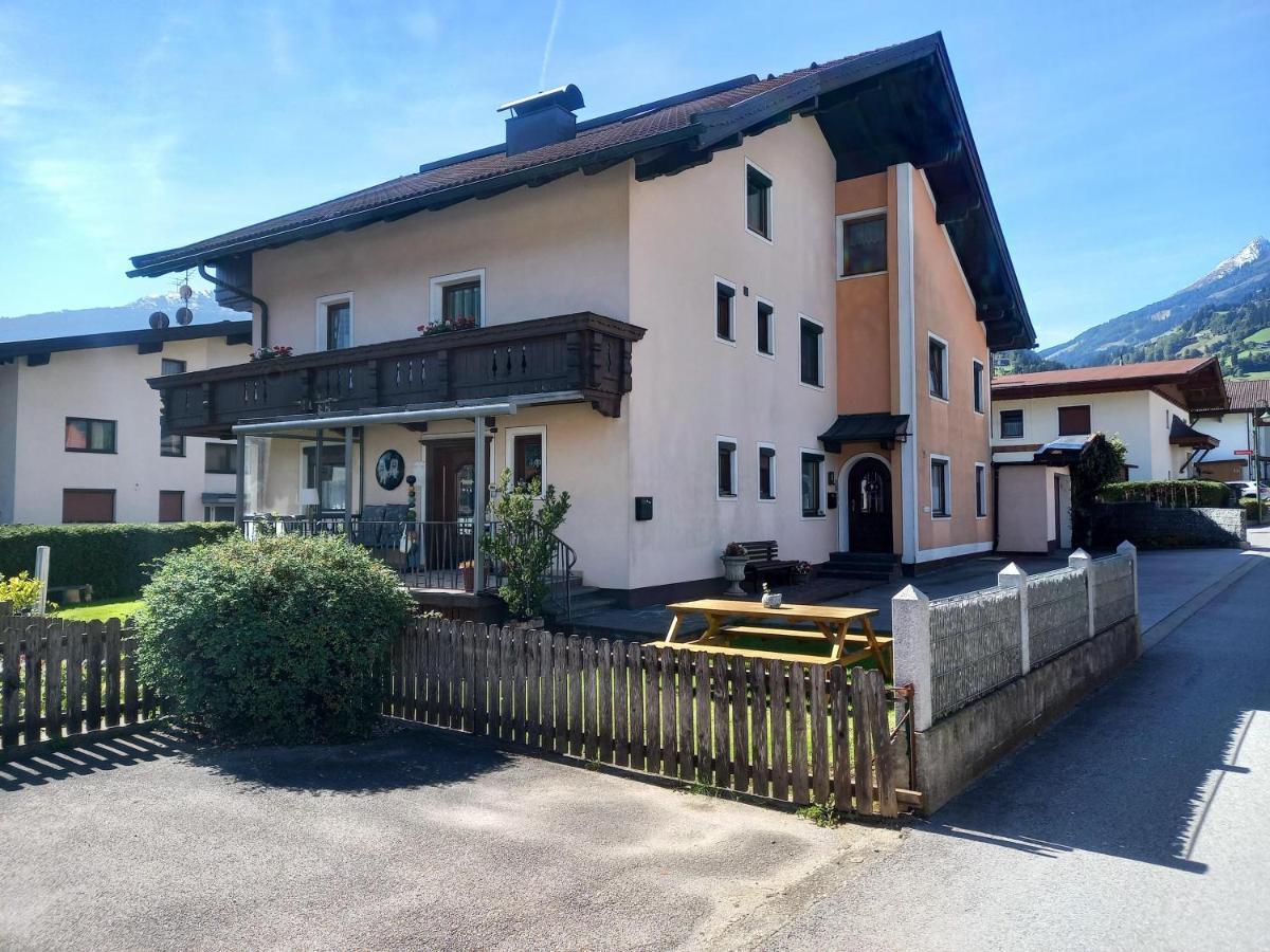 Ferienwohnung Bergtroll Uderns Eksteriør bilde